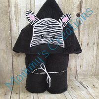 Zebra 3D Applikation Mit Kapuze Bad, Strand, Pool Handtuch, Swim Cover Up 30 "x 54" Personalisierung Verfügbar." von MommysCraftCreations
