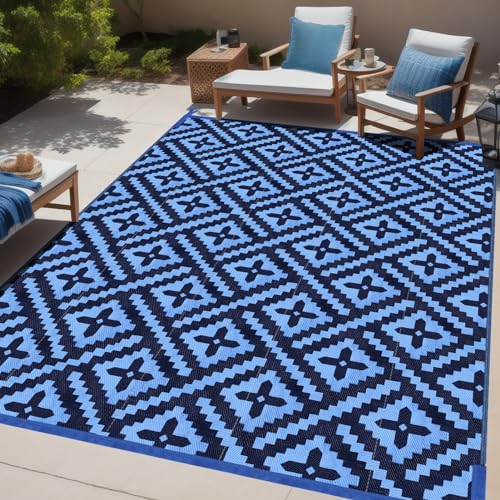 Momooda Outdoor Teppich Geometrie Plastikstroh, Anti-UV-Schutz, Umkehrbarer Terrassenteppich Waschbar, Wasserdichter Camping Garten Outdoor Teppich für Balkon, Wohnmobil, Schwarz Blau, 274x365cm von Momooda