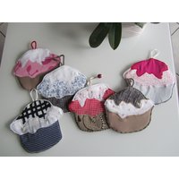 Topflappen Muffinküchenhelfer von MonDoCrafts