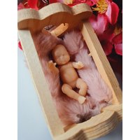 Sofortkauf Miniatur Mini Baby von MonaartsKunst