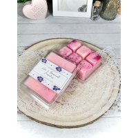 Wachs Melt Lilie & Baumwoll-Moschus 100% Sojawachs Blumiger, Holziger Duft Wachs Melt Lilie & Baumwoll-Moschus 100% Sojawachs Blumiger, Holziger Duft von MonaehtDesign