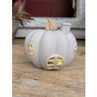 3D-Druck Deko-Kürbis Aus Pla , Led Teelicht, Handgemachte Herbstdeko Geschenkidee, Windlicht 3D-Druck Deko-Kürbis Aus Pla , Led Teelicht, Handgemachte Herbstdeko Geschenkidee, Windlicht von MonisStehruemchen