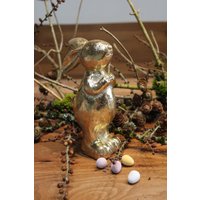 Hase "sterngucker" Aus Polyresin, Höhe 18 cm, Goldhase, Osterhase Hase "sterngucker" Aus Polyresin, Höhe 18 cm, Goldhase, Osterhase von Monisdekoshop