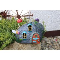Windlicht, Wichtelhaus Aus Metall, Ohne Boden, 21x14x16cm, Gartendeko Windlicht, Wichtelhaus Aus Metall, Ohne Boden, 21x14x16cm, Gartendeko von Monisdekoshop