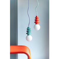 Handgefertigte Hängelampe "Frida' in Mint Mit Fliederfarbenem Kabel Und Baldachin von MonoMakery