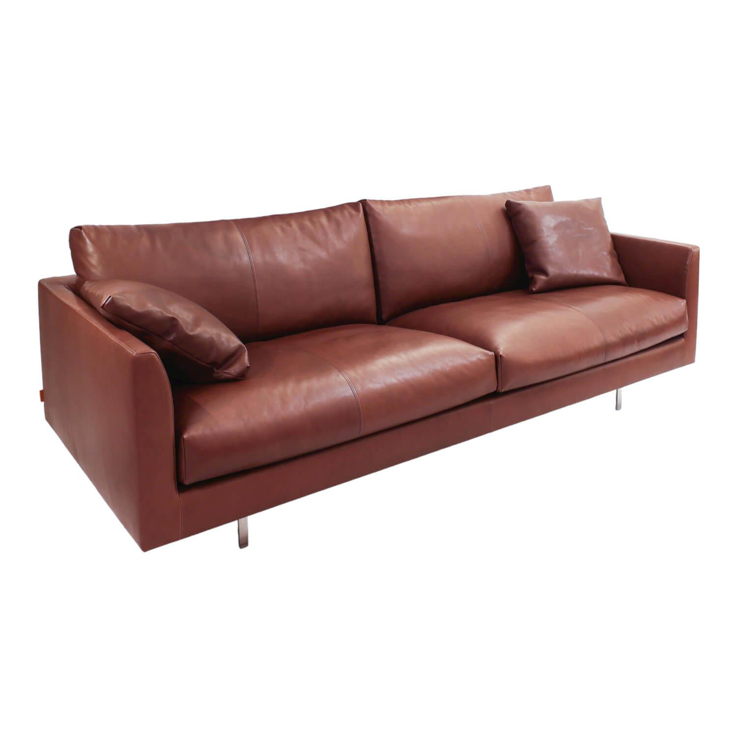 Sofa Axel 3.5-Sitzer Bezug Leder Rancho Sienna L50 Kufengestell Edelstahl von Montis