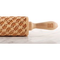 Gravierter Nudelholz Igel - Handgemacht Aus Buchenholz, Waldtiere, Geschenk Zum Schulanfang Und Fröhliches Familienbacken Gravierter Nudelholz Igel - Handgemacht Aus Buchenholz, Waldtiere, Geschenk Zum Schulanfang Und Fröhliches Familienbacken von MoodForWood
