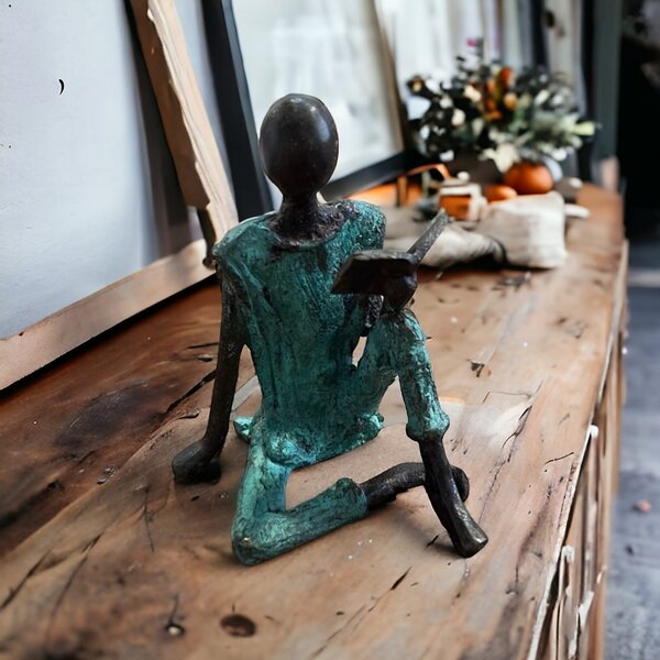 Moogoo Creative Africa Bronze-Skulptur "L' enfant au livre" by Soré | Kind mit Buch | 8 cm von Moogoo Creative Africa