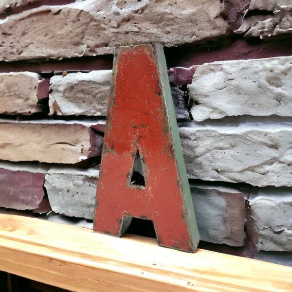 Moogoo Creative Africa Buchstabe "A" aus recycelten Ölfässern | 22 oder 50 cm | verschiedene Farben | Upcycling | handgemacht & fair Moogoo Creative Africa Buchstabe "A" aus recycelten Ölfässern | 22 oder 50 cm | verschiedene Farben | Upcycling | handgemacht & fair von Moogoo Creative Africa