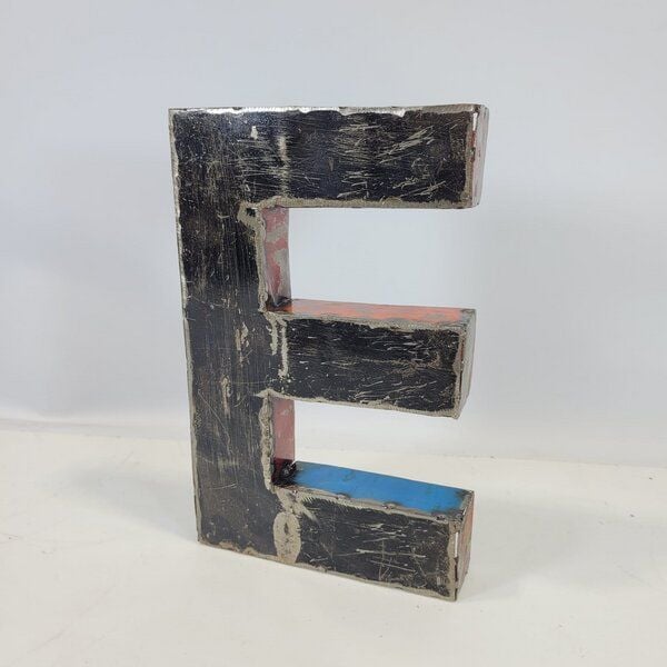 Moogoo Creative Africa Buchstabe "E" aus recycelten Ölfässern | Ziffer "3" | 22 oder 50 cm | verschiedene Farben | Upcycling | handgemacht & fair Moogoo Creative Africa Buchstabe "E" aus recycelten Ölfässern | Ziffer "3" | 22 oder 50 cm | verschiedene Farben | Upcycling | handgemacht & fair von Moogoo Creative Africa