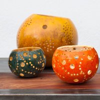 Teelicht Windlicht Aus Kalebasse | Flaschenkürbis | Verschiedene Größen Und Farben von MoogooAfricaDesign