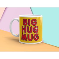 Vintage "Big Hug Mug' Reproduktion Ftd Kaffeetasse, Fröhliche Gelbe Tasse Um 1980Er Jahre, True Detektiv, Detektiv Rust Vintage "Big Hug Mug' Reproduktion Ftd Kaffeetasse, Fröhliche Gelbe Tasse Um 1980Er Jahre, True Detektiv, Detektiv Rust von MoonCoast