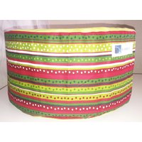 Weihnachten, Katzenbett, Katzenhaus, Hundebett, Modern, Haustierbett, Urlaub, Rot, Lindgrün, Streifenmuster Weihnachten, Katzenbett, Katzenhaus, Hundebett, Modern, Haustierbett, Urlaub, Rot, Lindgrün, Streifenmuster von MoonLightHappy