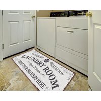 Gedruckter Waschküche-Teppich Maschinenwaschbarer, Rutschfester Geschenk Für Die Waschküche von MoonLightHomesDesign