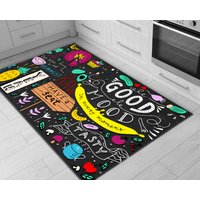 Lebendiger Bedruckter Küchenteppich Maschinenwaschbarer, Rutschfester Kreidetafel Doodle Food Küchendekoration Einweihungsgeschenk von MoonLightHomesDesign