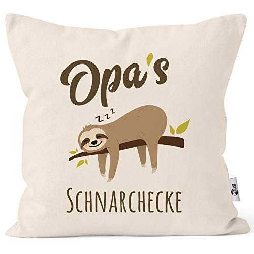 MoonWorks® Kissen-Bezug Spruch Opa's Oma's Mama's Papa's Schnarchecke Faultier Print Kissen-Hülle Deko-Kissen Baumwolle Opa Natur Unisize von MoonWorks