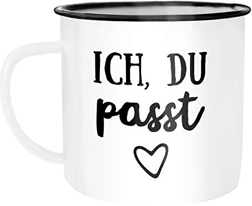 MoonWorks Emaille Tasse Becher Ich du passt Liebe Geschenk Freund Freundin Frau Mann Kaffeetasse weiß-schwarz unisize von MoonWorks