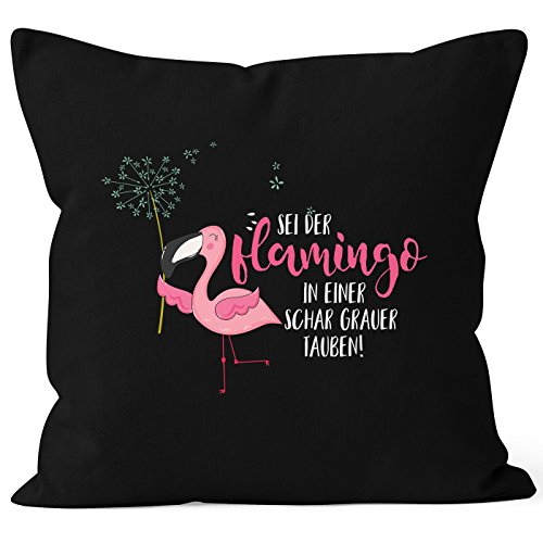 MoonWorks Kissenbezug sei der Flamingo in Einer Schar Grauer Tauben Flamingo Pusteblume Kissen-Hülle Deko-Kissen 40x40 Baumwolle schwarz 40cm x 40cm von MoonWorks