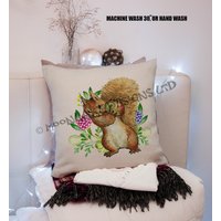 Personalisiertes Eichhörnchen Nussleder Beatrix Potter Kissenbezug von MoonlakeDesignMugs