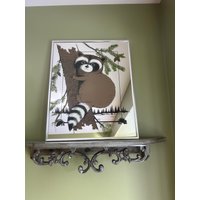 Seltener Mcm Turner Spiegel Im Silberfarbenen Metallrahmen/Retro Kitschy Waschbärspiegel Von Usa von MoorkashoP