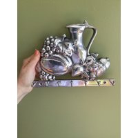 Vintage Küchen Wand Montiert Hängeregal Mit Haken/Küche Metall Regal Handtuchhalter Vintage Küchen Wand Montiert Hängeregal Mit Haken/Küche Metall Regal Handtuchhalter von MoorkashoP