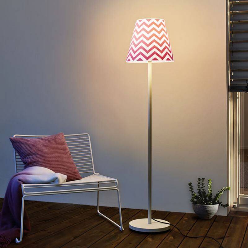 Outdoor Stehleuchte Swap in verschiedenen Farben Rose Pink Chevron von Moree