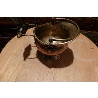 Vintage Messing Kohleeimer/Mini Scuttle, Miniatur Mit Holz Kohleeimer, Seltener Löwenkopf Scuttle Eimer, Morethebuckles Vintage Messing Kohleeimer/Mini Scuttle, Miniatur Mit Holz Kohleeimer, Seltener Löwenkopf Scuttle Eimer, Morethebuckles von Morethebuckles
