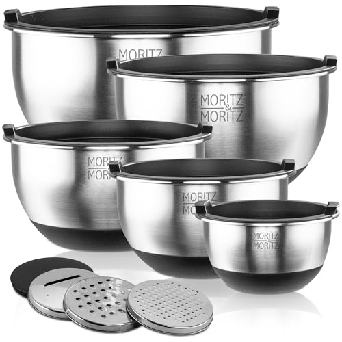 Moritz & Moritz 5er Rührschüssel mit Deckel - 0,6 bis 4,5L - Edelstahl mit BPA-freien Anti-Rutsch-Böden - Stapelbare Salatschüssel mit Deckel und 3 Reibeinsätze - Spülmaschinengeeignet Moritz & Moritz 5er Rührschüssel mit Deckel - 0,6 bis 4,5L - Edelstahl mit BPA-freien Anti-Rutsch-Böden - Stapelbare Salatschüssel mit Deckel und 3 Reibeinsätze - Spülmaschinengeeignet von Moritz & Moritz