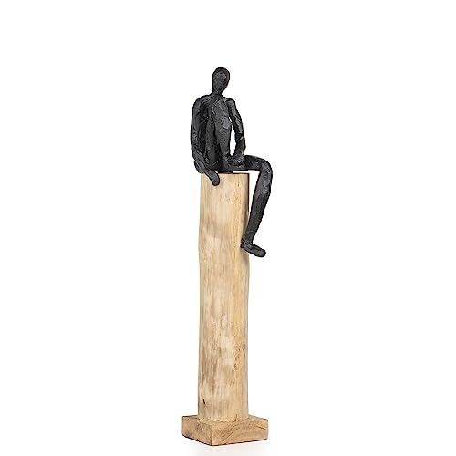 Moritz Skulptur I Mann sitzend auf Stamm klein I 13,5 x 11 x 58 cm I Holzdeko I Skulpturen Deko I Modern I Wohnzimmer I aus Holz I Holzskulptur I braun von Moritz