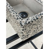 Mini Beton Terrazzo Waschbecken von MorrisConcreteDesign
