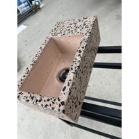 Mini Beton Terrazzo Waschbecken Mini Beton Terrazzo Waschbecken von MorrisConcreteDesign
