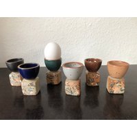 Eierbecher Mit Porzellanintarsien, Handgefertigt, Ø4, 5 X 7 cm von MoshammerKeramik