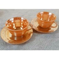 Vintage 2 Ea Tassen Untertassen Feuerkönig Pfirsich Lüster Anker Hocking Usa Laurel Leaf von MosquitoCreekGoods