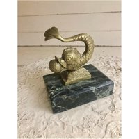 Bronze Koi Fisch Auf Marmor Basis Vintage Statue von MossAndMagicVintage