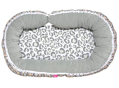 Mother hood Kuschelnest für Babys und Säuglinge Babynest + Junior Sleepy-C - Multifunktionales Babynest, Babybett (Leo apricot), 92×52cm, Lagerungskissen Junior Sleepy-C ca. 220cm, 054/165 von MOTHERHOOD