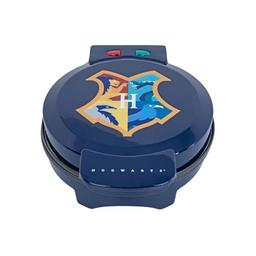 Harry Potter Hogwarts Waffeleisen – Wappenförmiges Mini-Waffeleisen | Antihaft-Platten, einfache Reinigung, magischer Frühstücksspaß für Kinder & Erwachsene | Offizieller Wizarding World Merchandise Harry Potter Hogwarts Waffeleisen – Wappenförmiges Mini-Waffeleisen | Antihaft-Platten, einfache Reinigung, magischer Frühstücksspaß für Kinder & Erwachsene | Offizieller Wizarding World Merchandise von Mozzers