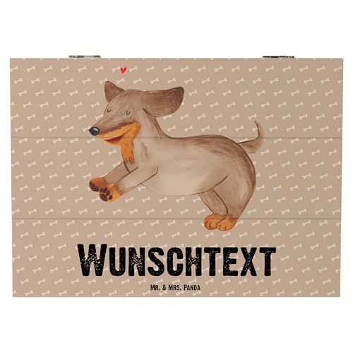 Mr. & Mrs. Panda 25 x 18 cm Personalisierte Holzkiste Hund Dackel fröhlich - Personalisierte Geschenke, Truhe mit Namen, Sprüche, Dachshund, Hunde, von Mr. & Mrs. Panda