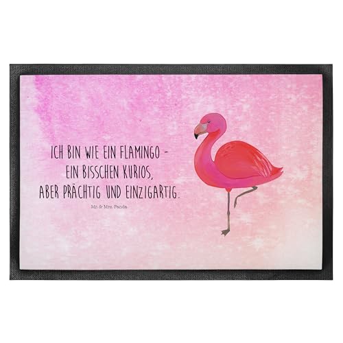 Mr. & Mrs. Panda 40 x 60 cm Fußmatte Flamingo Classic - Geschenk, rosa, Spruch, einzigartig, Türvorleger, Vorleger, glücklich, Außenseiter, von Mr. & Mrs. Panda