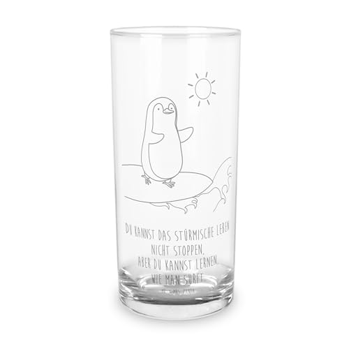 Mr. & Mrs. Panda 400 ml Wasserglas Pinguin Surfer - Geschenk, optimistisch, Urlaub, Wellen reiten, Hawaii, Wellen, Trinkglas, Wasserglas mit Gravur, von Mr. & Mrs. Panda
