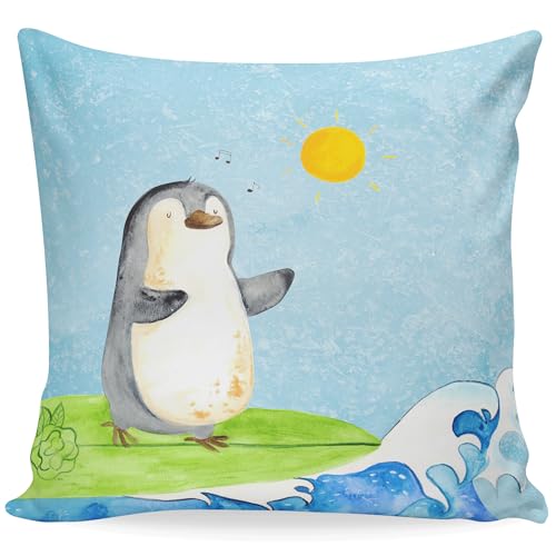 Mr. & Mrs. Panda 40x40 Kissen Pinguin Surfer - Geschenk, Sofakissen, Dekokissen, Wellen reiten, Urlaub, Kissenhülle, Motivkissen, surfen, Kopfkissen von Mr. & Mrs. Panda