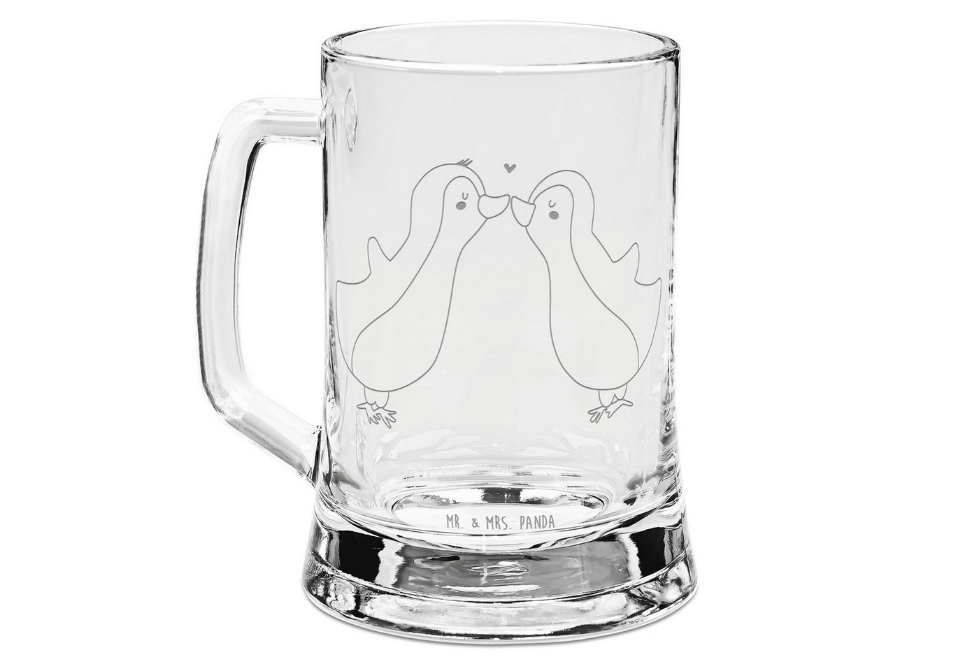 Mr. & Mrs. Panda Bierkrug Pinguin Liebe - Transparent - Geschenk, Liebesspruch, Hocheitstag, Pä, Premium Glas von Mr. & Mrs. Panda