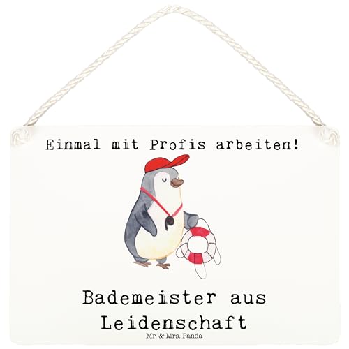 Mr. & Mrs. Panda DIN A6 Deko Schild Bademeister aus Leidenschaft - Geschenk, Dekoschild, Türschild, Kollege, Schwimmbad, Arbeitskollege, Tür Schild, von Mr. & Mrs. Panda