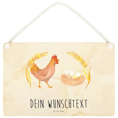 Mr. & Mrs. Panda DIN A6 Personalisiertes Deko Schild Huhn stolz - Personalisierte Geschenke, Dekoschild, Geburt, Bauernhof, Holzschild, Hahn, von Mr. & Mrs. Panda