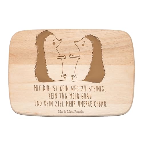 Mr. & Mrs. Panda Frühstücksbrett Igel Liebe - Geschenk, Schneidebrett Holz, Küchenbrett, Verlobt, Verlobung, Schneidebrett, Verliebt, Holzbrett, von Mr. & Mrs. Panda