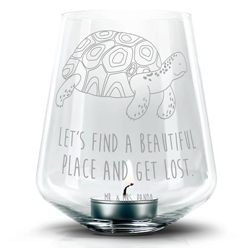 Mr. & Mrs. Panda Gravur Windlicht Schildkröte Marschieren - Geschenk, Teelichtglas, Windlicht Kerze, Teelicht Glas mit Gravur, Reiselust, Meer, von Mr. & Mrs. Panda