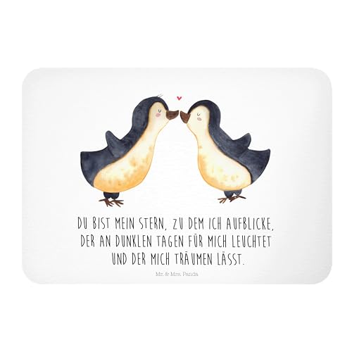 Mr. & Mrs. Panda Magnet Pinguin Liebe - Geschenk, Motivmagnete, Jahrestag, verliebt, Verlobung, Dekomagnet, Liebesgeschenk, Freundin, Kühlschrank von Mr. & Mrs. Panda
