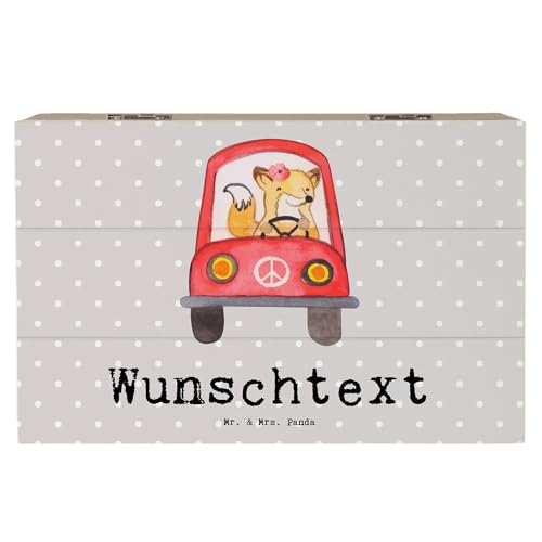 Mr. & Mrs. Panda Personalisierte Holzkiste Fahrlehrerin Herz 19 x 12 cm - Personalisierte Geschenke, Auto fahren, Arbeitskollege, Aufbewahrungsbox Mr. & Mrs. Panda Personalisierte Holzkiste Fahrlehrerin Herz 19 x 12 cm - Personalisierte Geschenke, Auto fahren, Arbeitskollege, Aufbewahrungsbox von Mr. & Mrs. Panda