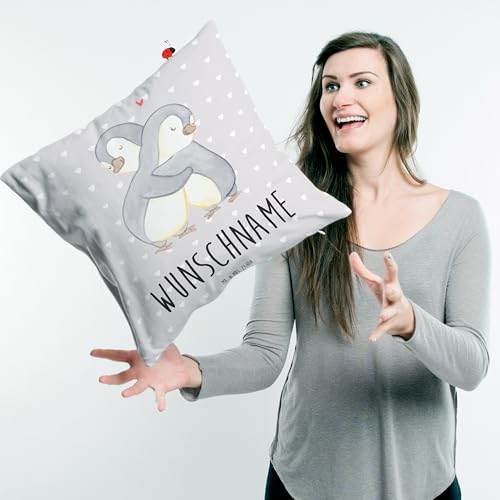 Mr. & Mrs. Panda Personalisiertes Kissen Pinguine Kuscheln - Personalisierte Geschenke, Partner, Freund, Valentinstag, Wunschname, Kopfkissen, Liebe, von Mr. & Mrs. Panda