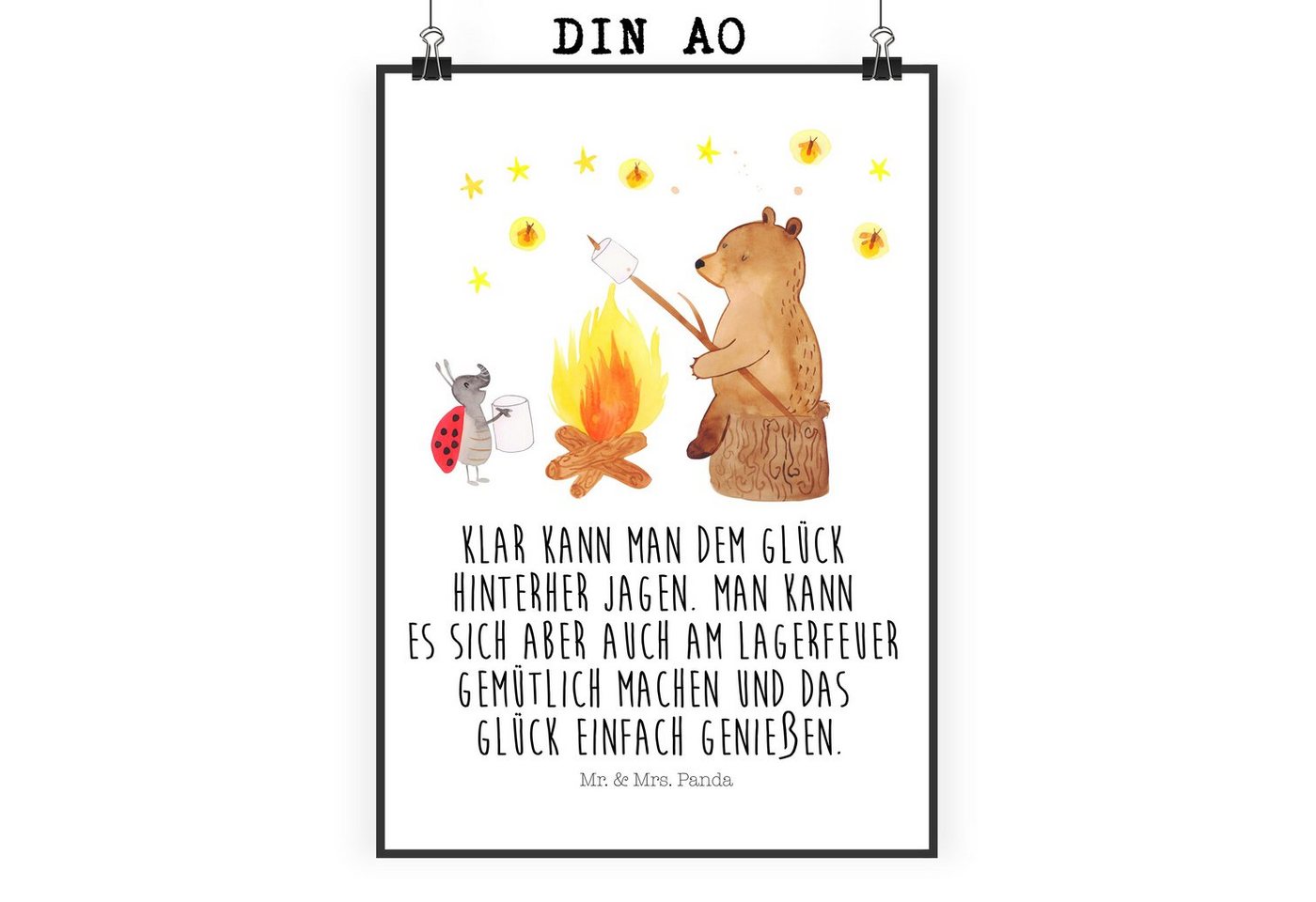 Mr. & Mrs. Panda Poster DIN A0 Bär & Marienkäfer Lagerfeuer - Weiß - Geschenk, Teddybär, Küch, Bär & Marienkäfer Lagerfeuer (1 St), Einzigartige Designs von Mr. & Mrs. Panda