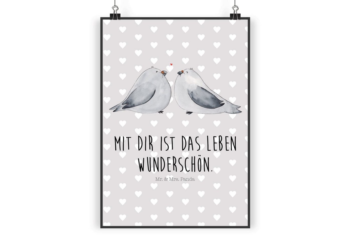 Mr. & Mrs. Panda Poster DIN A3 Turteltauben Liebe - Grau Pastell - Geschenk, Pärchen, verlieb, Turteltauben Liebe (1 St), Herzerwärmendes Motiv von Mr. & Mrs. Panda